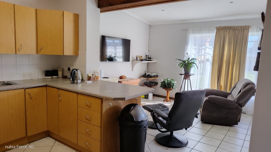 3 Bedroom Property for Sale in Wavecrest Eastern Cape